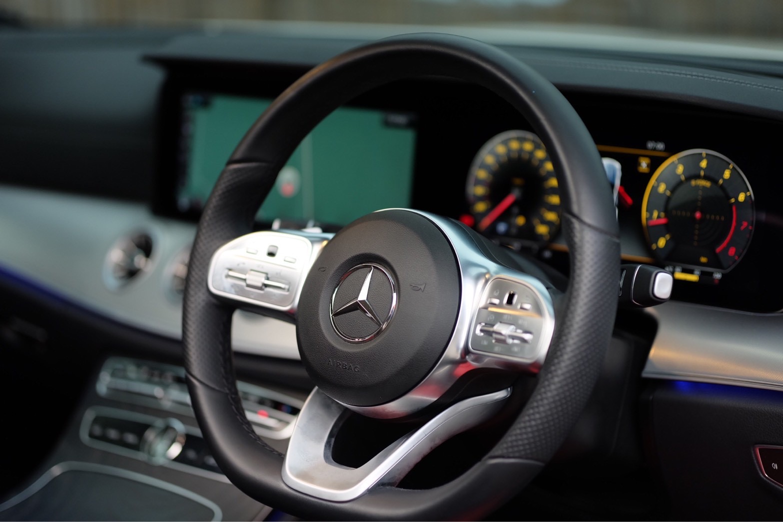 Mercedes Benz E200 Coupe AMG Dynamic 2021 แท้