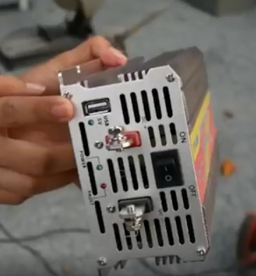 อินเวอร์เตอร์ แปลงไฟ 12V เป็น 220V ขนาด 3,000W