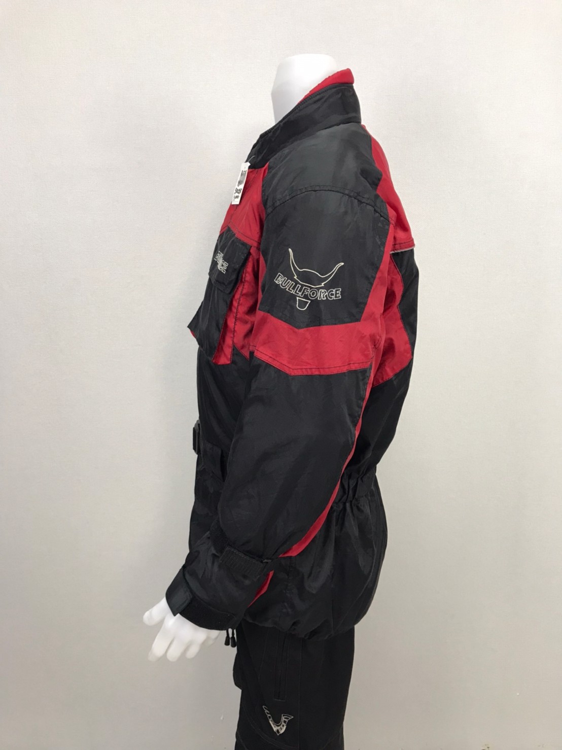 เสื้อขี่มอเตอร์ไซด์( มือสอง) RCT 980 อก 50" ยาว 27" ยี่ห้อ**BULLFORCE**