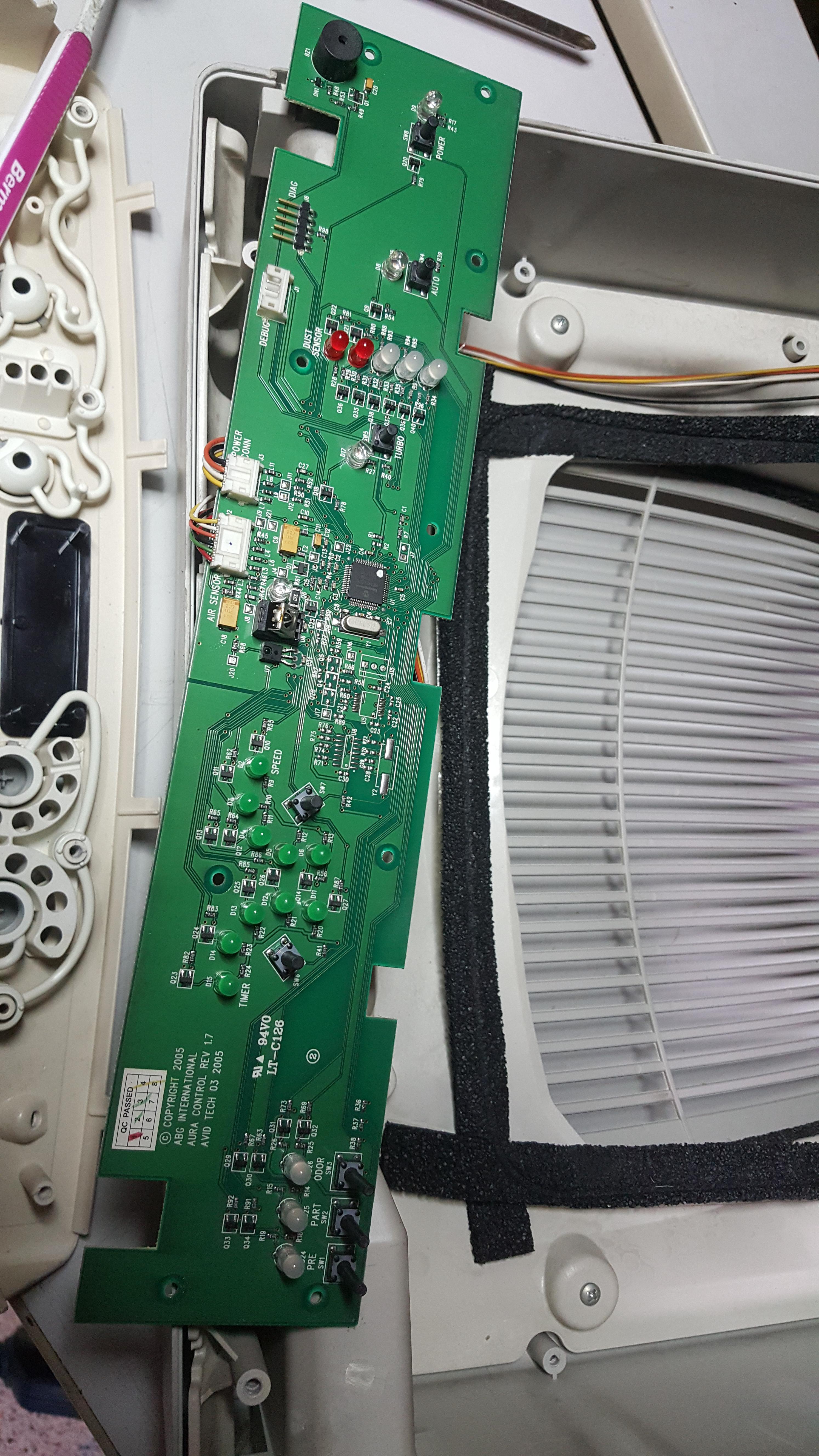 ซ่อมเครื่องฟอกอากาศ ยี่ห้อ AMWAY รุ่น 101076TH Air Purifier อาการเปิดเครื่องทำงานได้แต่ไฟแสดงสถานะหน้าเครื่องมองไม่เห็น