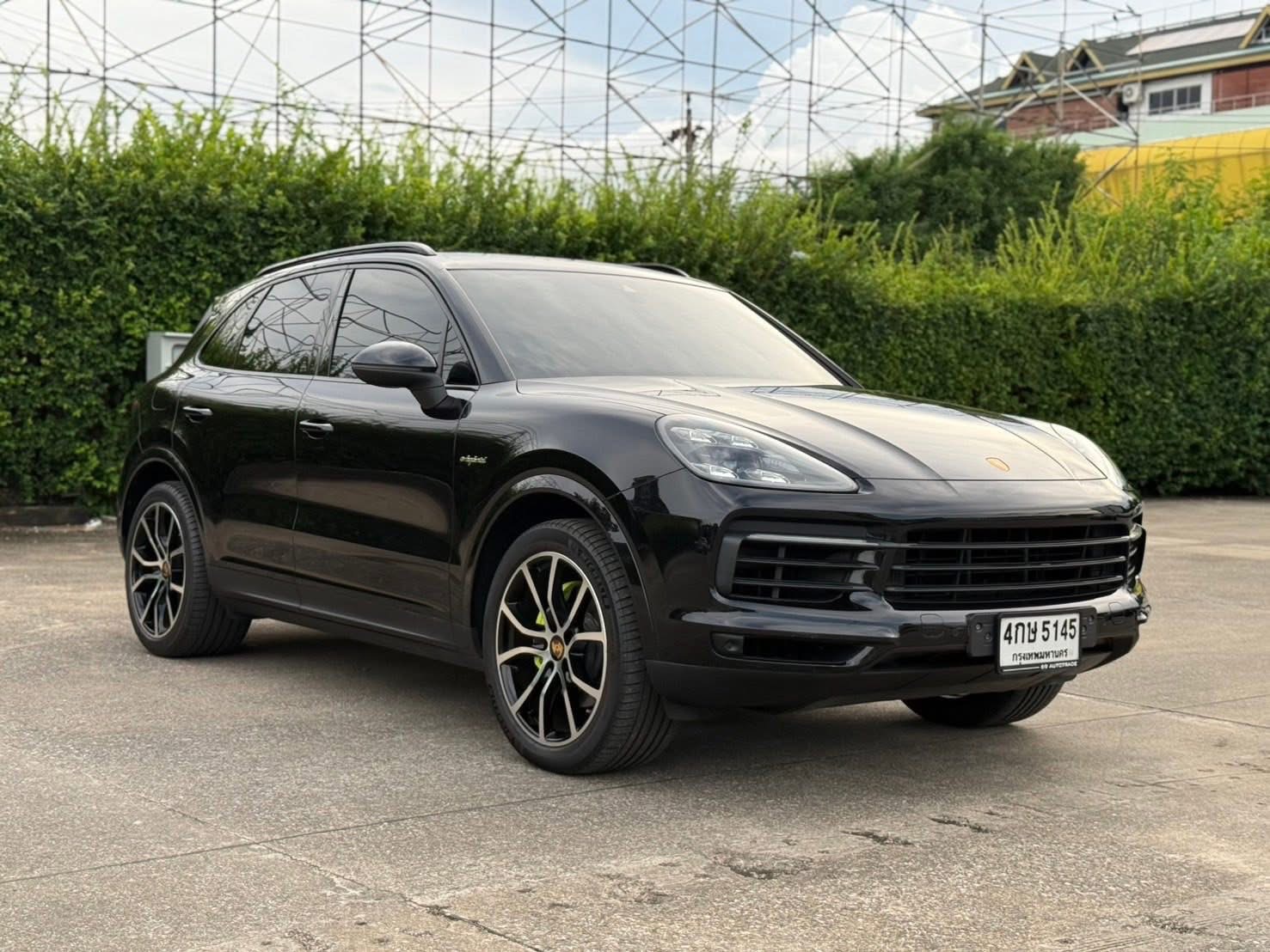 Porsche Cayenne E-Hybrid ปี 2018