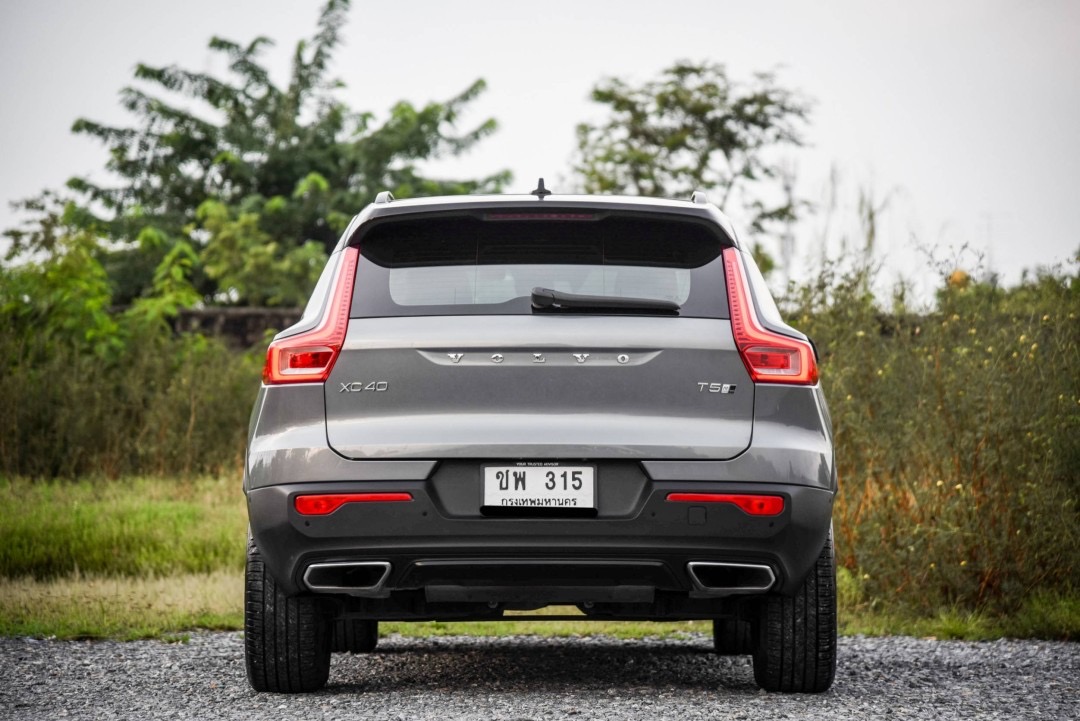 VOLVO XC40 T5 R-Design AWD ปี 2019