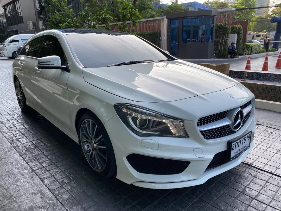 Mercedes benz CLA250 Shooting Break ปี 2016