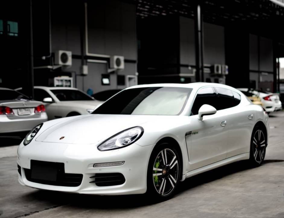 Porsche Panamera S ปี 2015