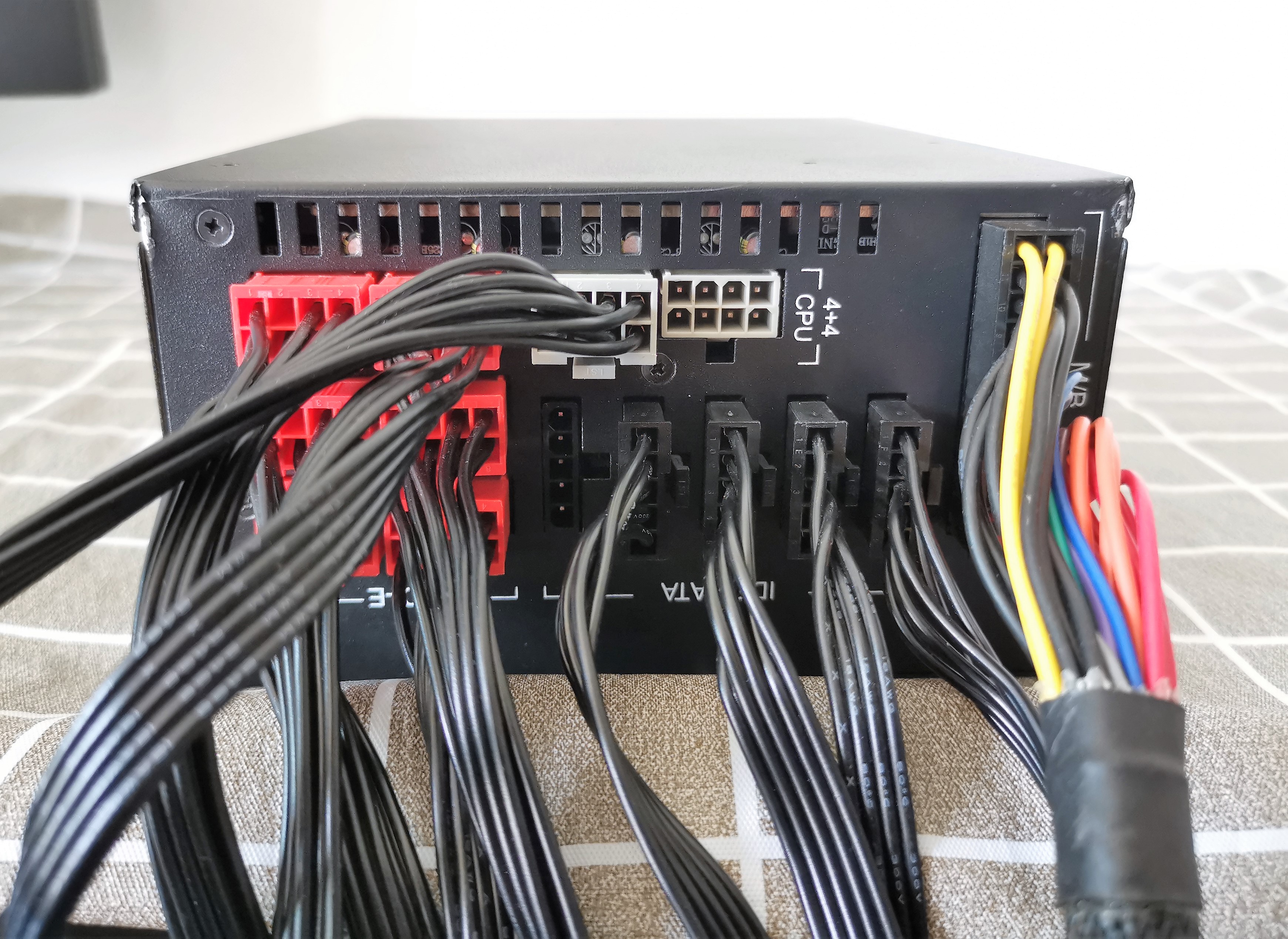 PSU Miner HKC 2000W (90+ Gold)