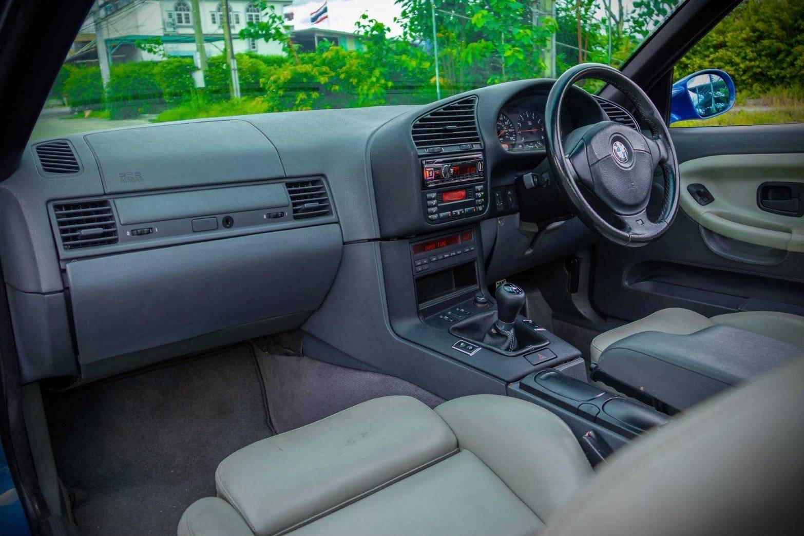BMW M3 3.2 Coupe (E36) Estoril Blue 6MT ปี1996