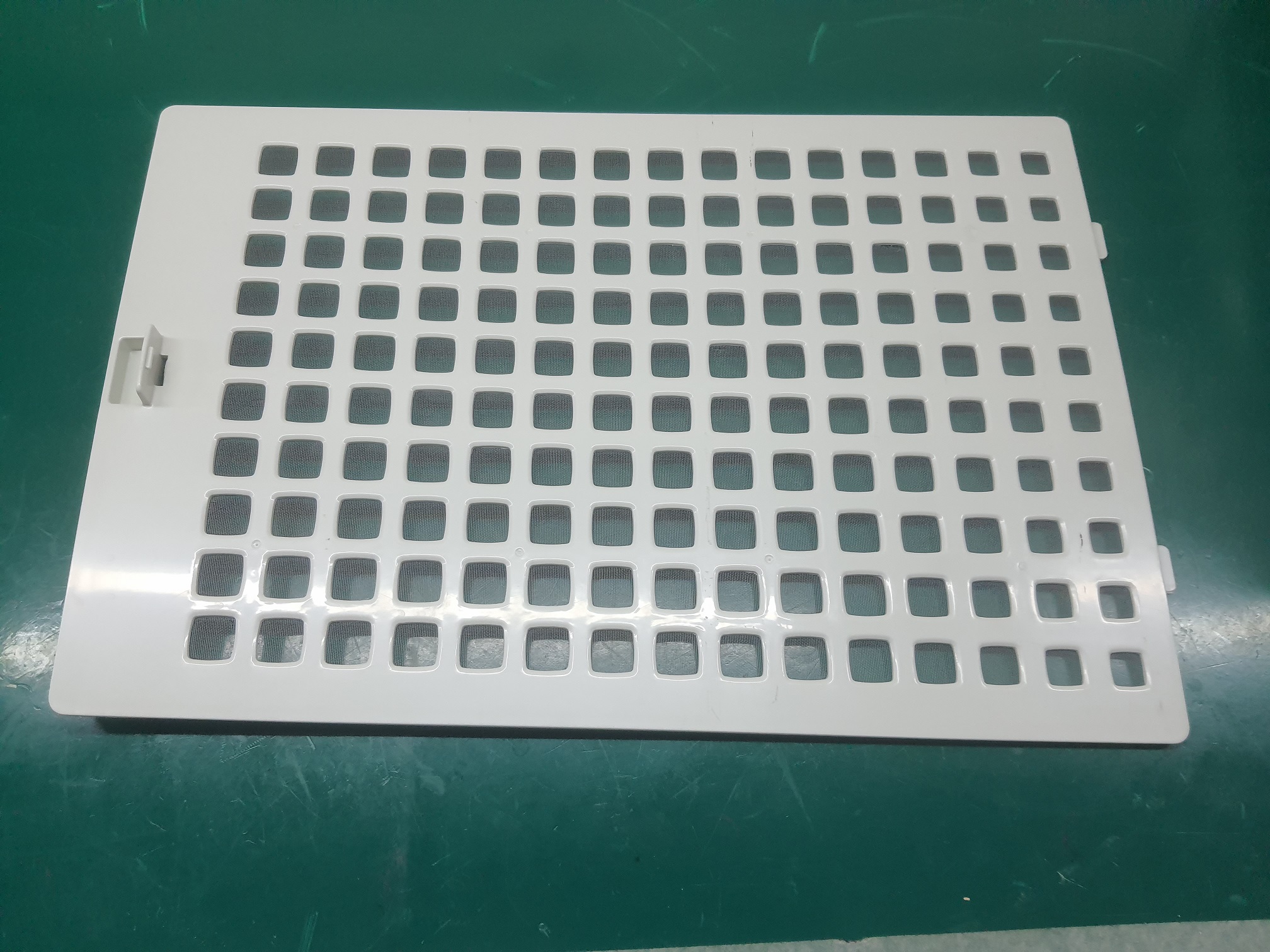 ล้างเครื่องฟอกอากาศ ยี่ห้อ SHARP รุ่น KC930