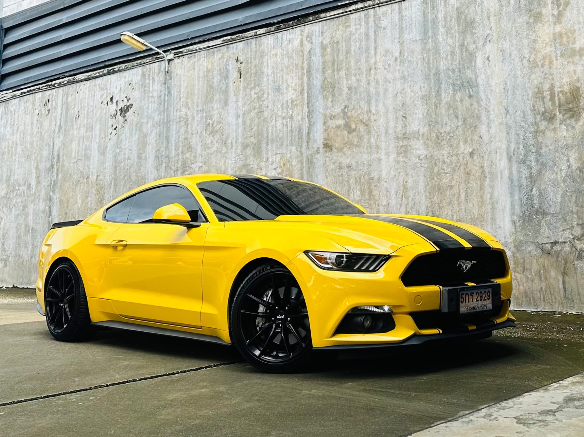 Ford Mustang 2.3L EcoBoost ปี 2016