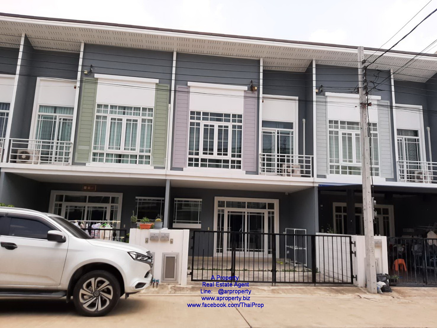 ให้เช่า ทาวน์โฮม Q District ซอยจันทร์ทองเอี่ยม