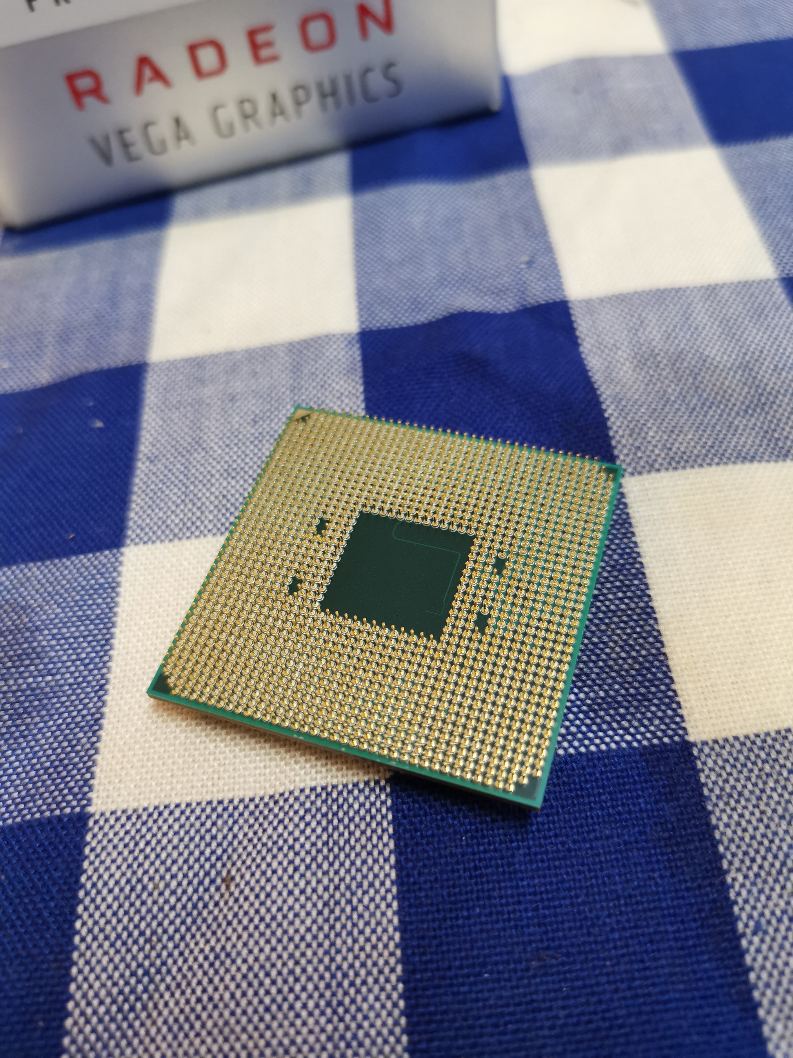 CPU AMD Athlon 3000G
