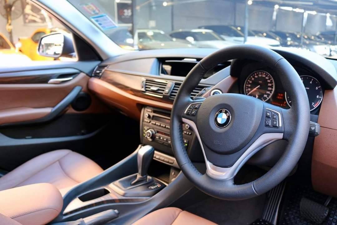 Bmw X1 X-Line 18i lci ปี 2014