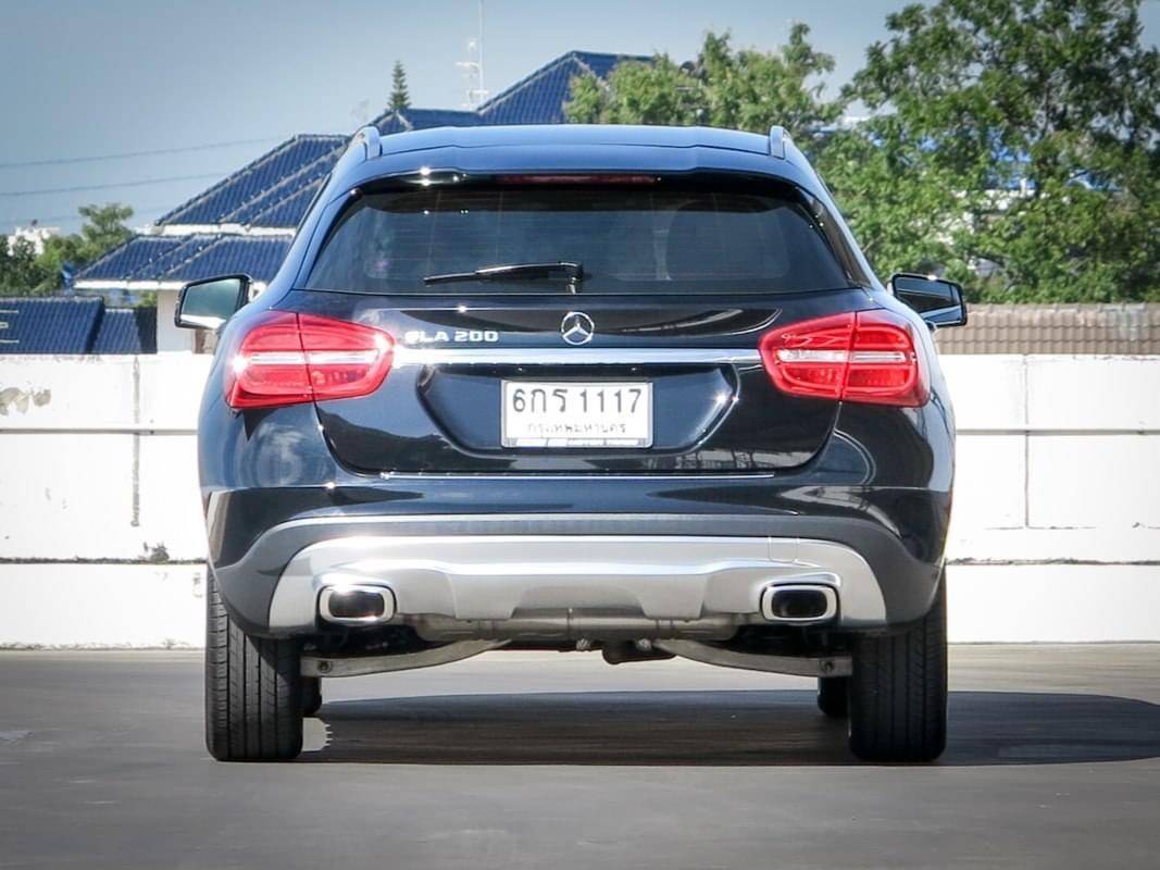 MERCEDES BENZ GLA 200 URBAN ปี 2017