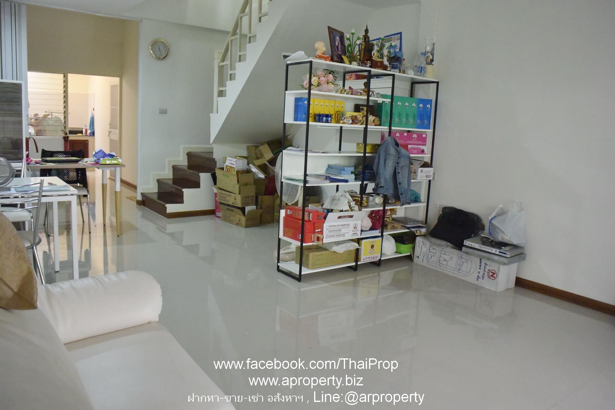 ให้เช่าท/ฮ 2 ชั้น เรวดี 61 ใกล้รถไฟฟ้าหลายสถานี