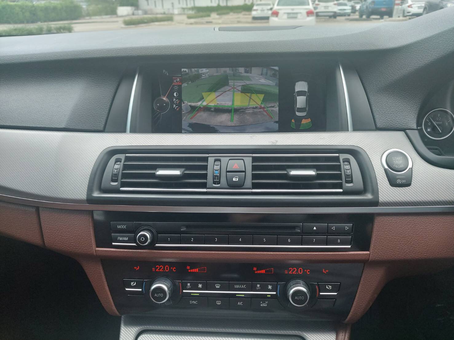 BMW 525d F10 2.0 LCI M-SPORT เครื่องยนต์ดีเซล ปี2015