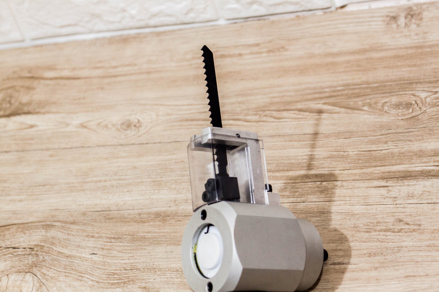 MARCH เครื่องตัดแนวตั้งรุ่นใหม่ แถมฟรี! ใบตัดไม้ 5 ชิ้น