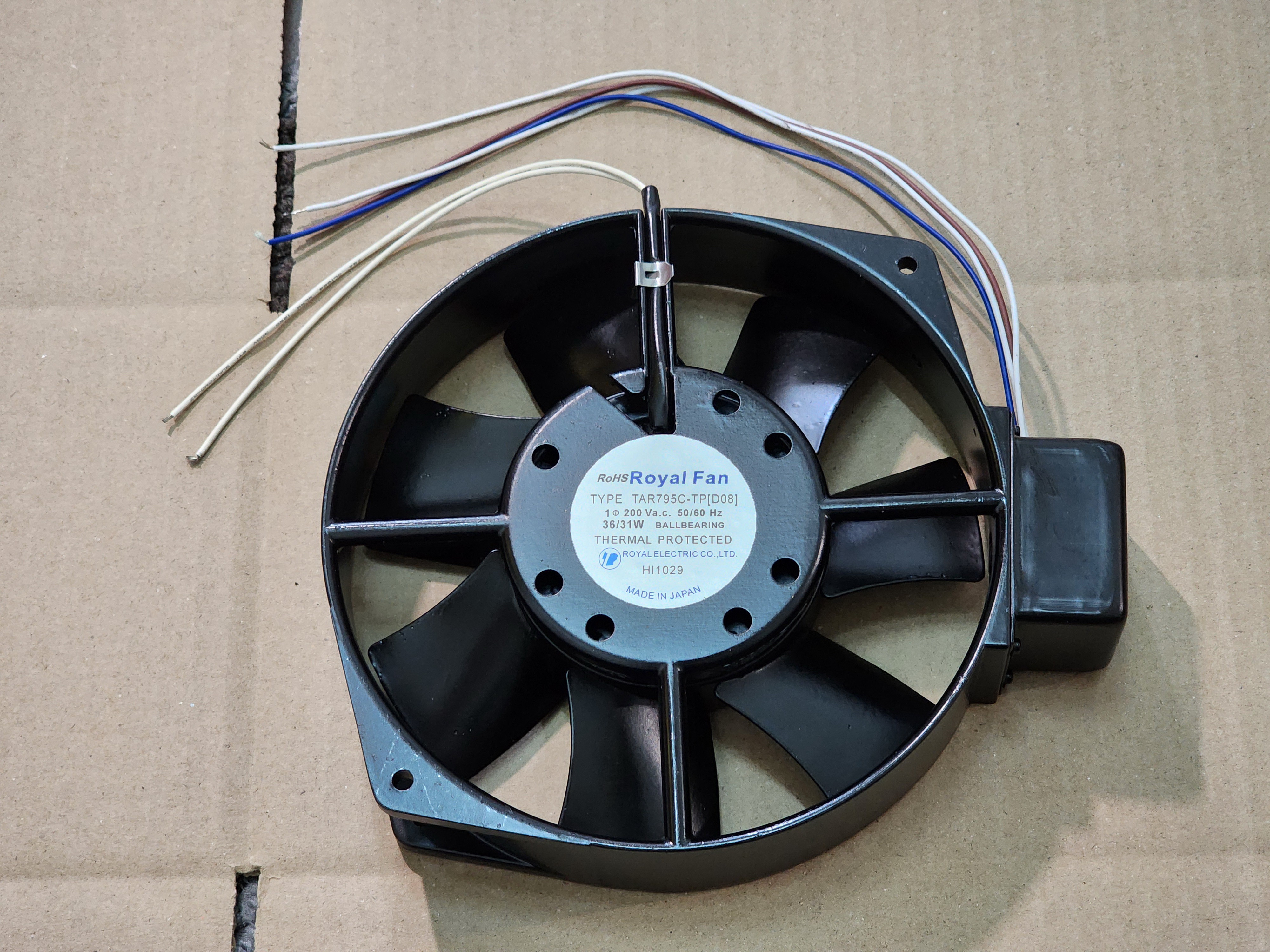 พัดลม IKURA FAN พัดลม IKURA FAN มี sensor Fan box