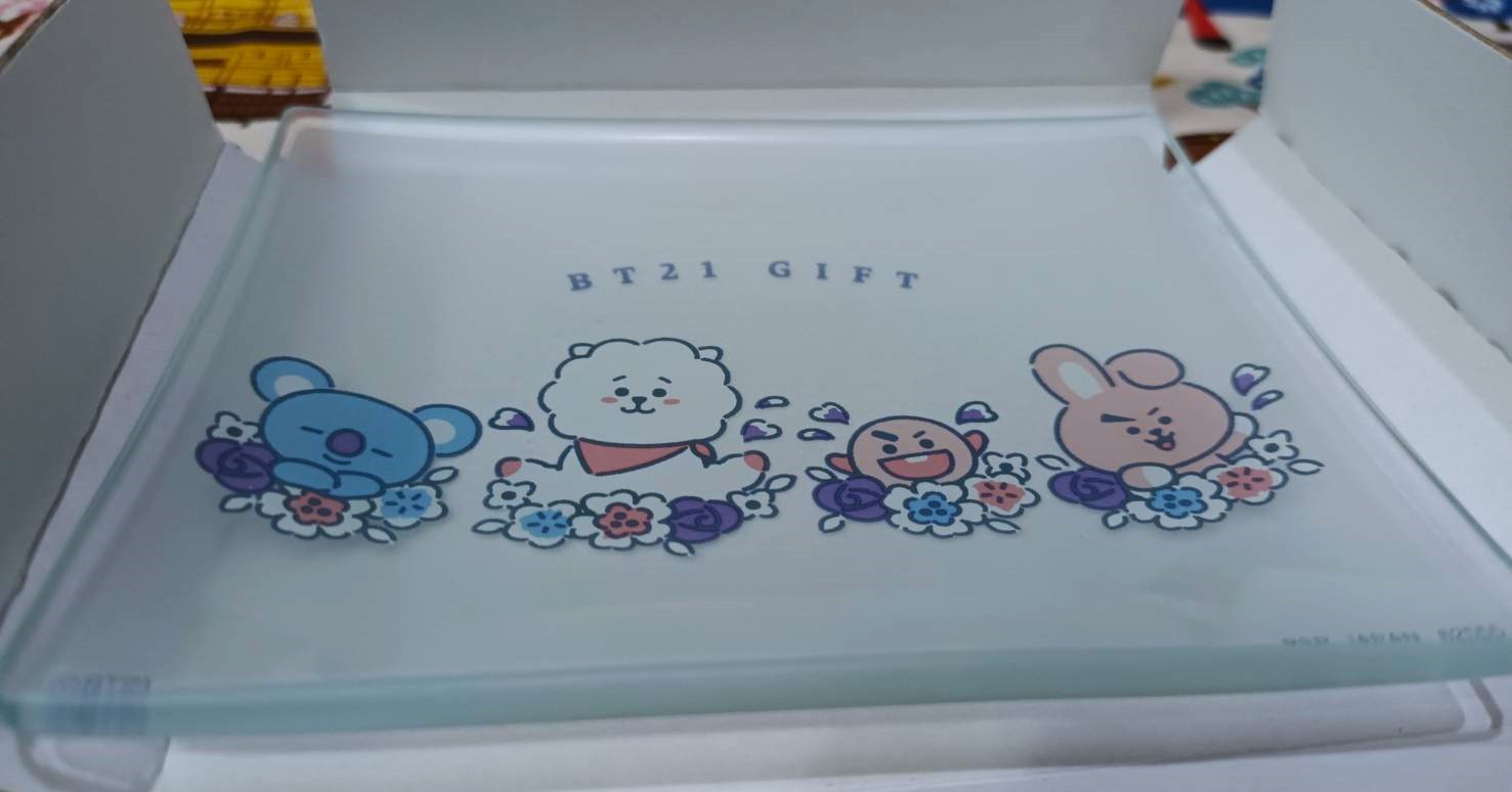 จานใส่อาหาร ใส่ขนม / วางเครื่องประดับ LINE FRIENDS BT21 บอยแบนด์เกาหลี BTS COOKY KOYA RJ SHOOKY ของแท้จากญี่ปุ่น MADE IN JAPAN Size : 11.5 x 9 cm