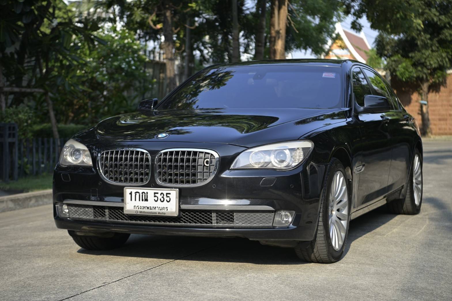 BMW 730 Li ปี 2012