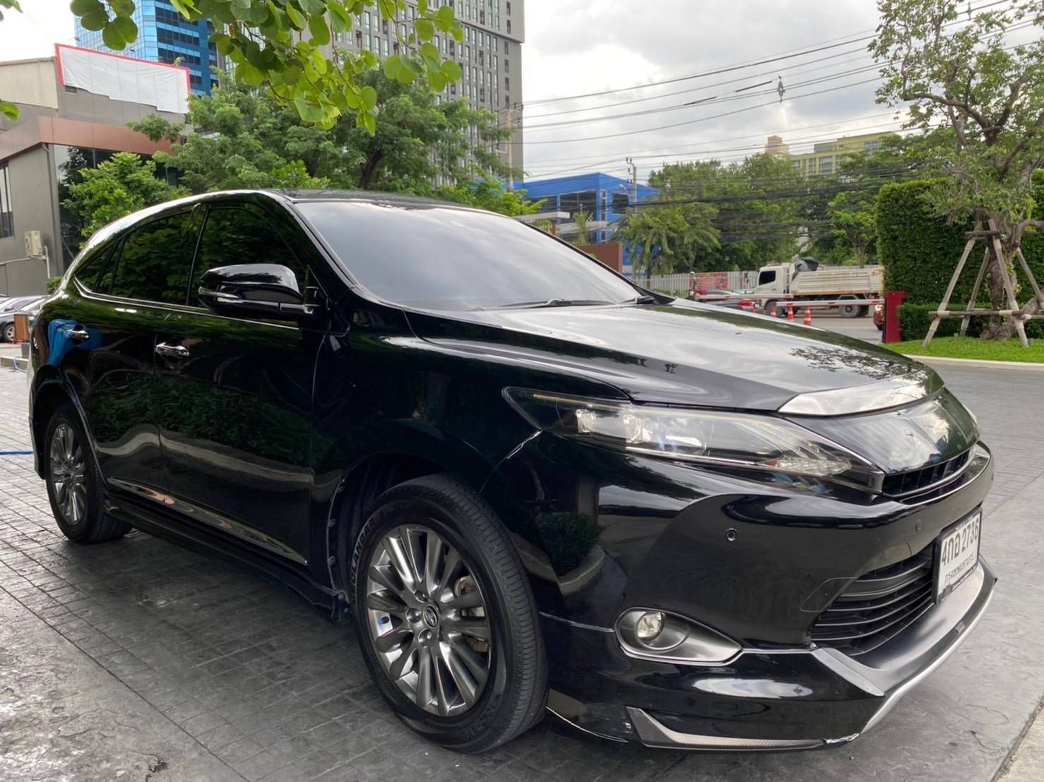 TOYOTA Harier 2.0 Modalista Look ปี 2014