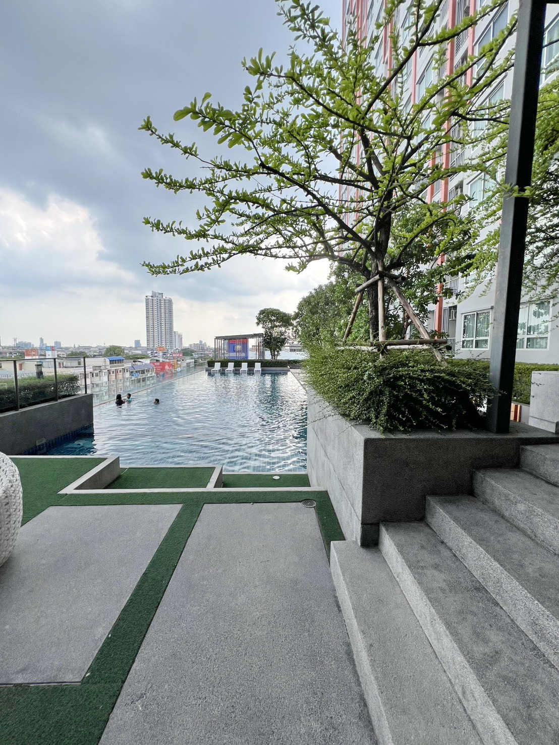 ให้เช่า นิช ไอดี แอท ปากเกร็ด สเตชั่น ตรงข้าม รร.สวนกุหลาบ ( ติวานนทร์ )