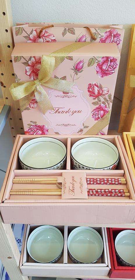 เซ็ตของขวัญ ของรับไหว้ ของขวัญปีใหม่ ของขวัญเกษียณอายุ ชุดชามตะเกียบญี่ปุ่น 2 ชิ้น พร้อมแพคเกจ