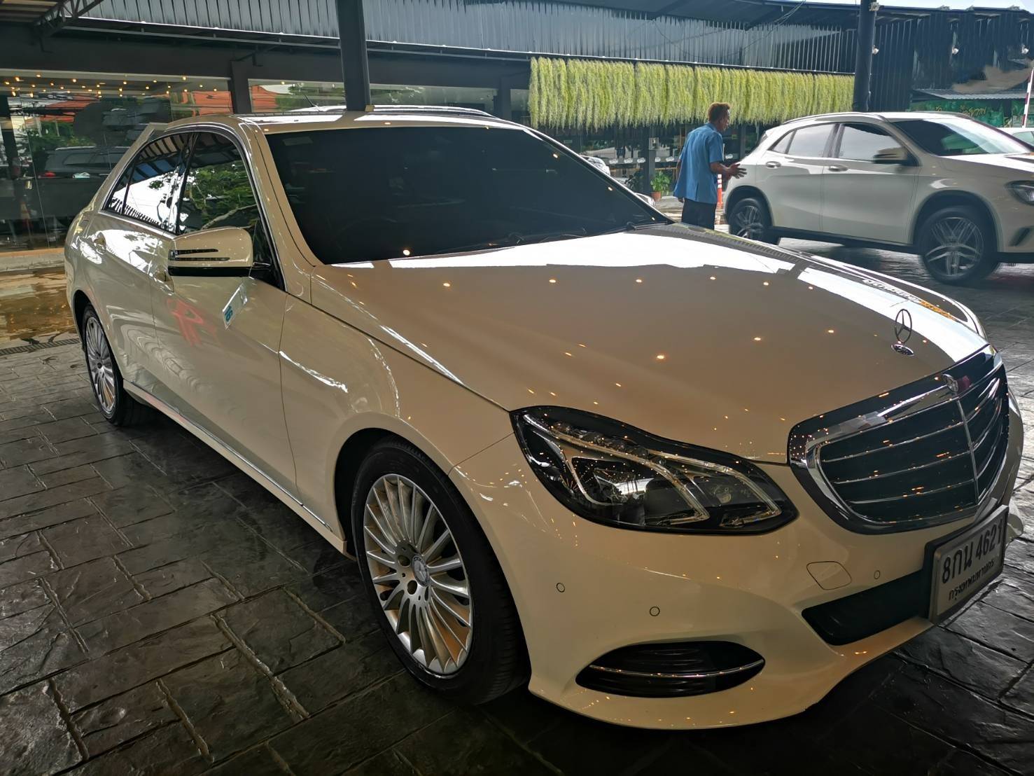 Mercedes Benz E300 bluetecHybrid ปี2013