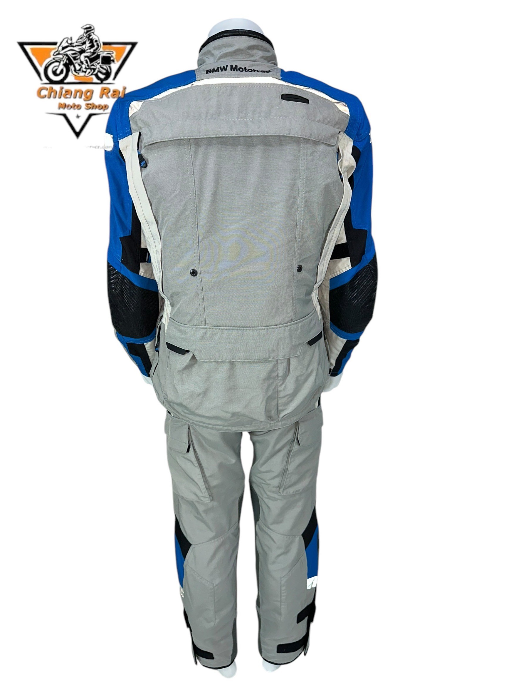 ชุดสำหรับขี่มอเตอร์ไซด์ ( มือสอง ) SET 020 ชุดทัวริ่ง เสื้อการ์ด + กางเกง ยี่ห้อ**BMW**