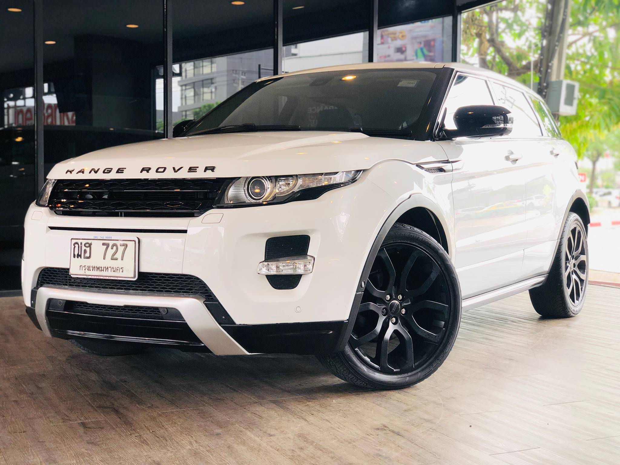 Range Rover Evoque 2.2 diesel SD 4 ปี 2012