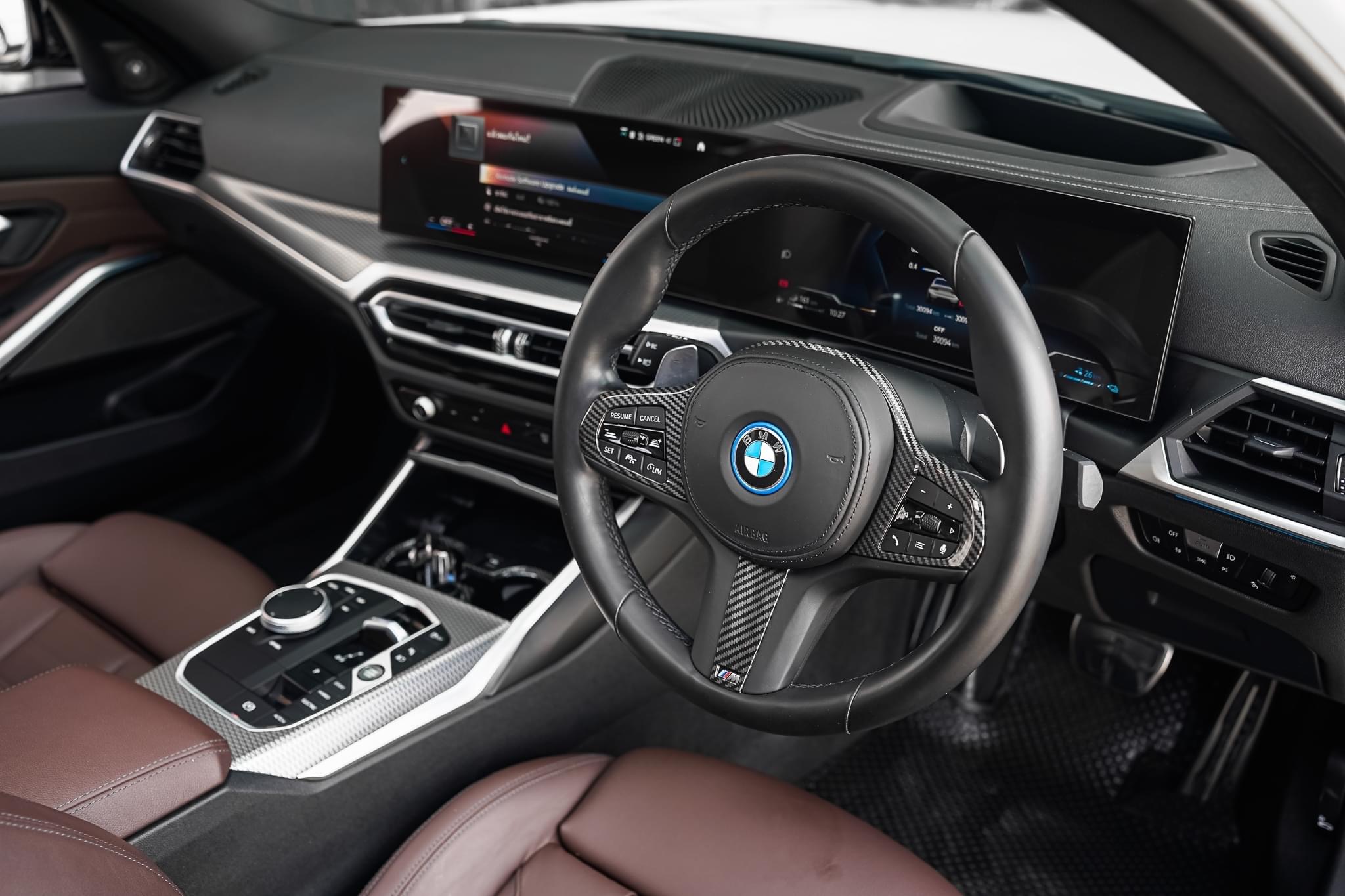 BMW 330e M Sport LCI ปี 2022