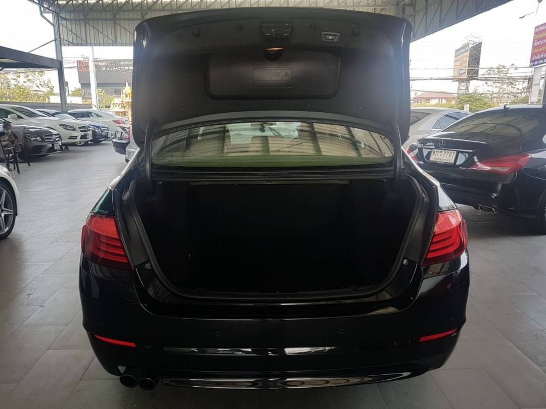 BMW 520i ปี 2012