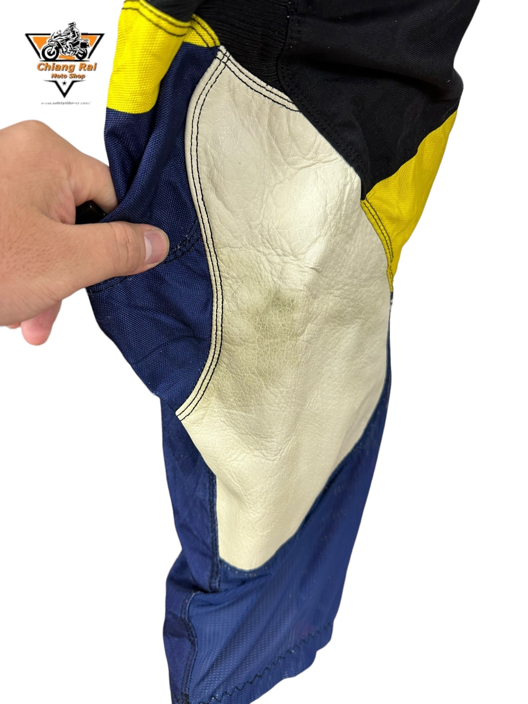 กางเกงขี่มอเตอร์ไซด์ ( มือสอง ) E&A 643: เอว 38-40" ยาว 27" **Thor**