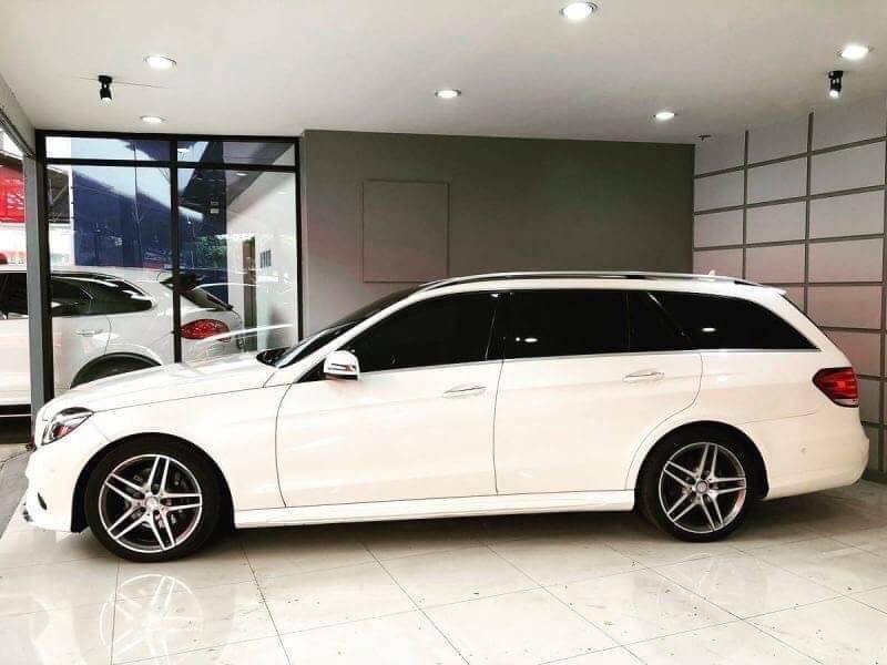 Mercedes Benz E300 Estate 2.1 AMG Hybrid (CBU) ปี 2015