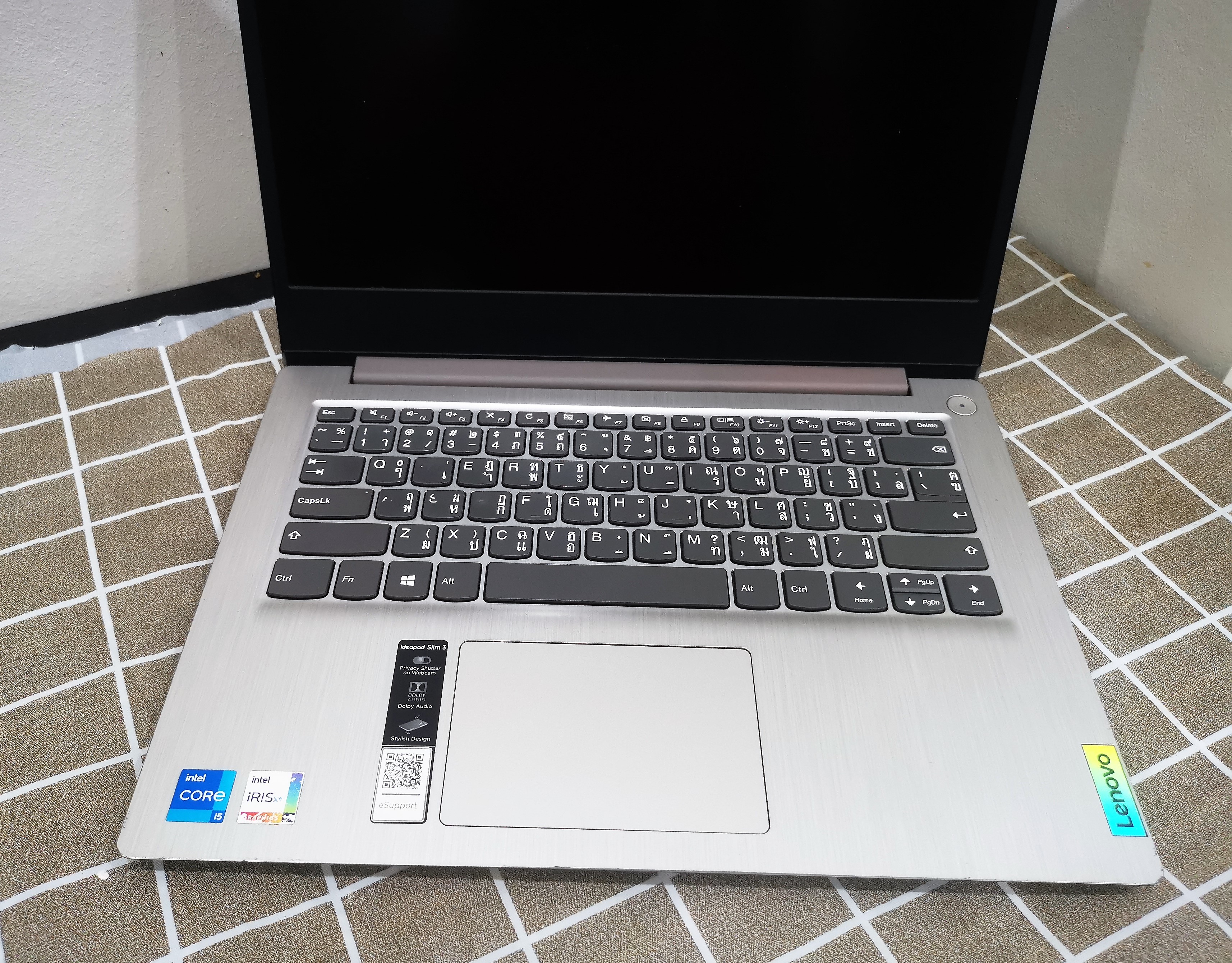 Lenovo ideapad Slim 3