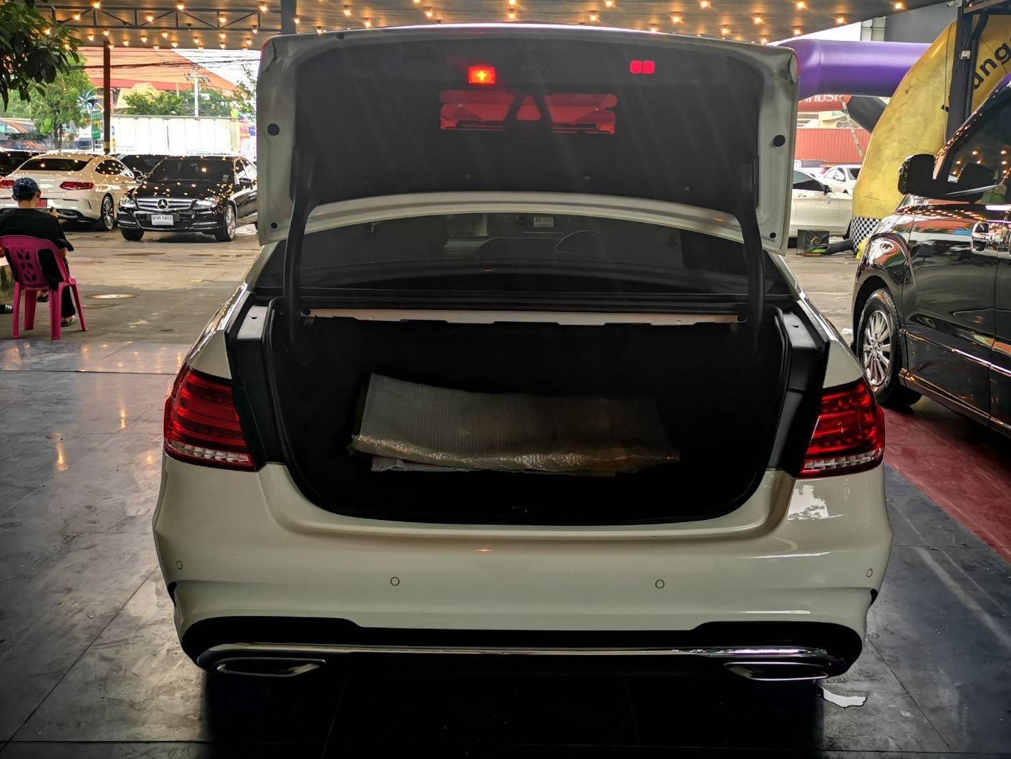 Mercedes-Benz E300 AMG Bluetec Hybrid ปี 2014