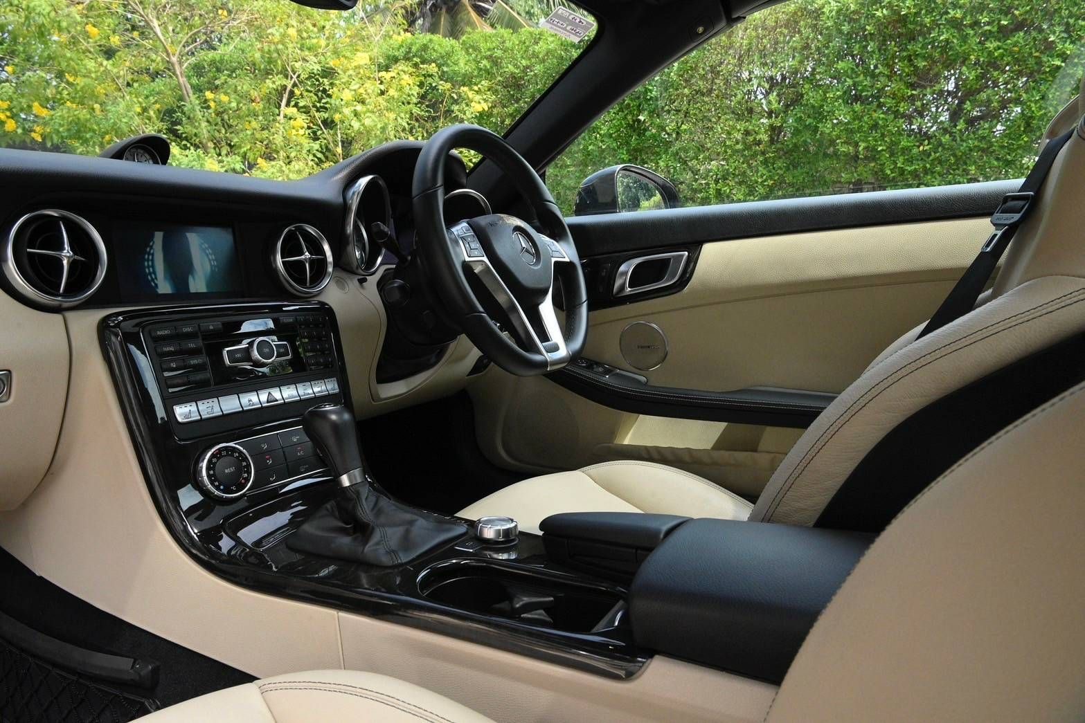 Mercedes-Benz SLK 250 AMG ปี 2012