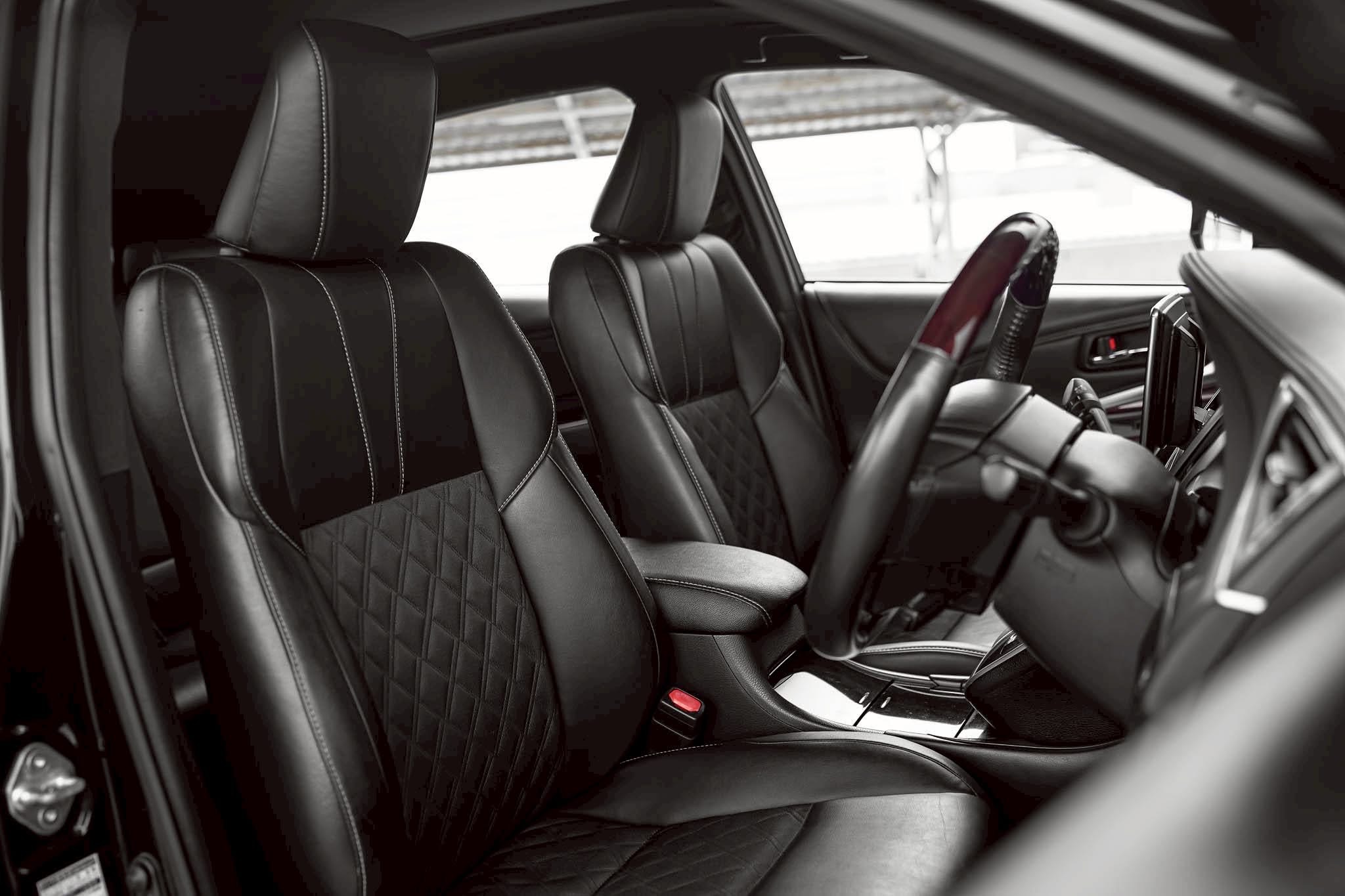 Toyota Harrier 2.0L Premium ปี 2014