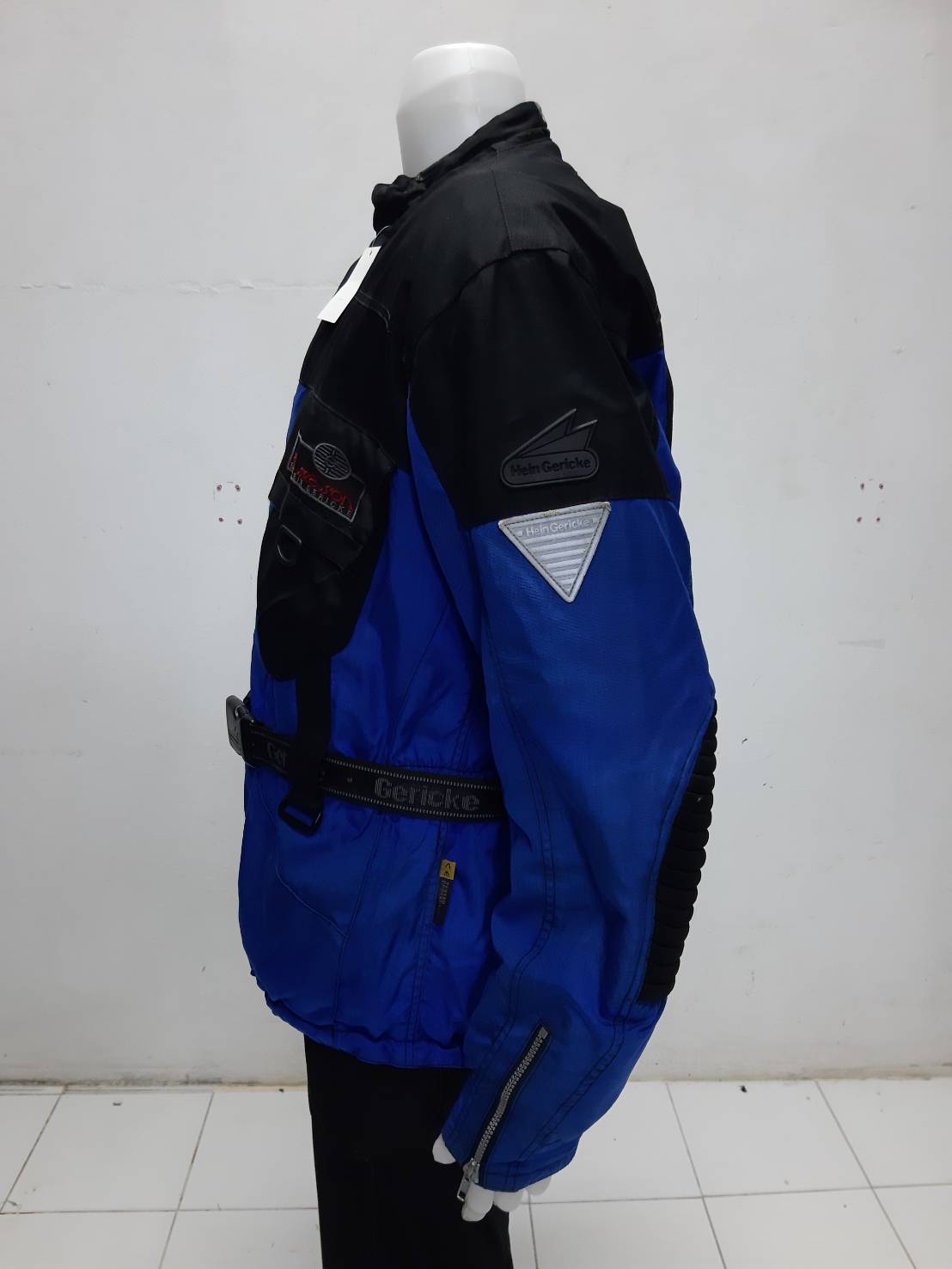 เสื้อขี่มอเตอร์ไซด์( มือสอง) RCT 574 อก 54" ยาว 30" ยี่ห้อ **Hein Gericke**