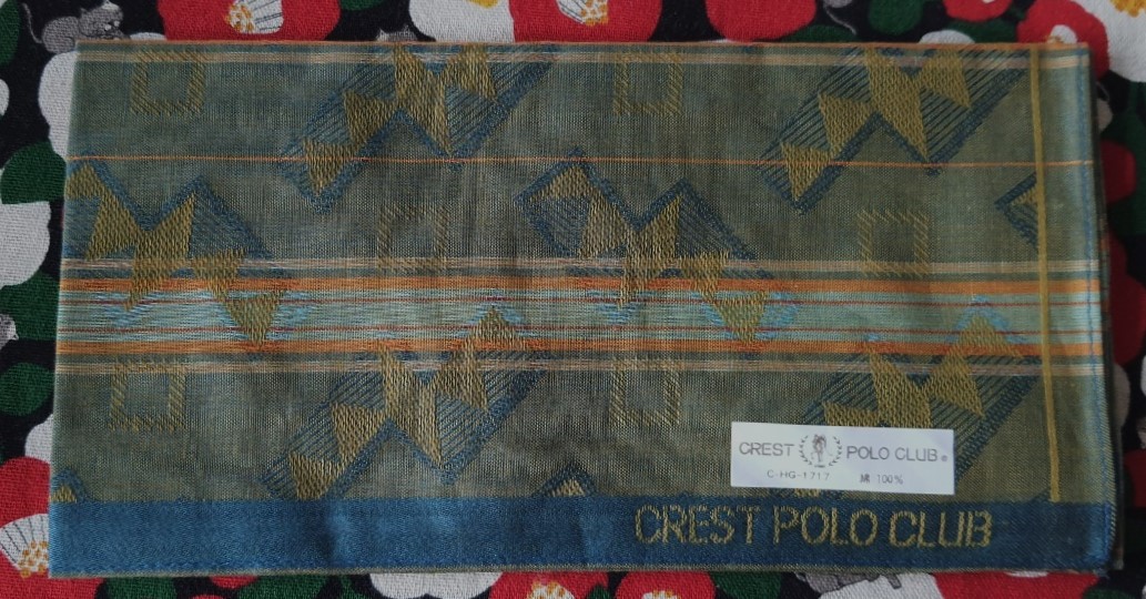 Crest POLO CLUB ผ้าเช็ดหน้าจากญี่ปุ่น Size : 43 x 43 cm