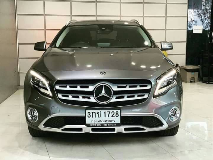 Mercedes Benz GLA200 URBAN ปี 2018
