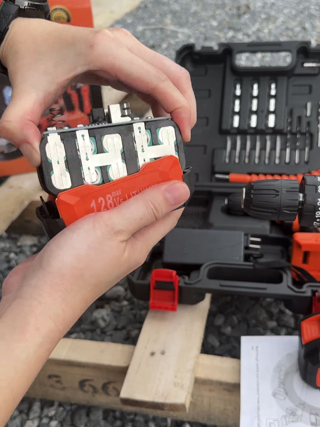 สว่านแบตกระแทก บรัสเลส ONSEN 128V