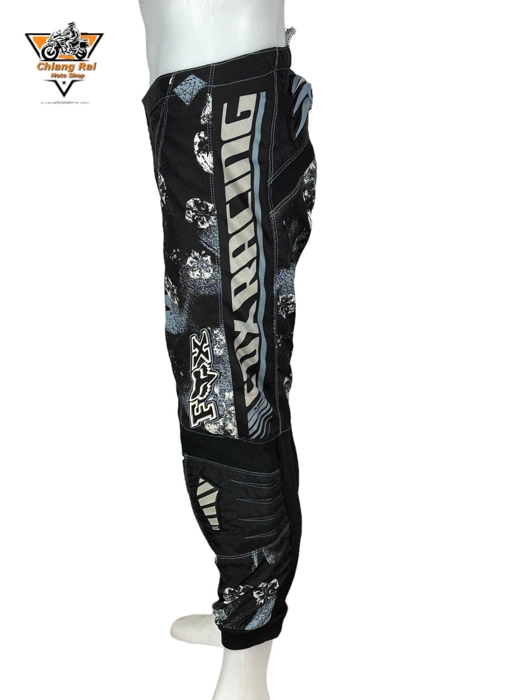 กางเกงขี่มอเตอร์ไซด์ ( มือสอง ) E&A 652: เอว 30" ยาว 27" **FOX**
