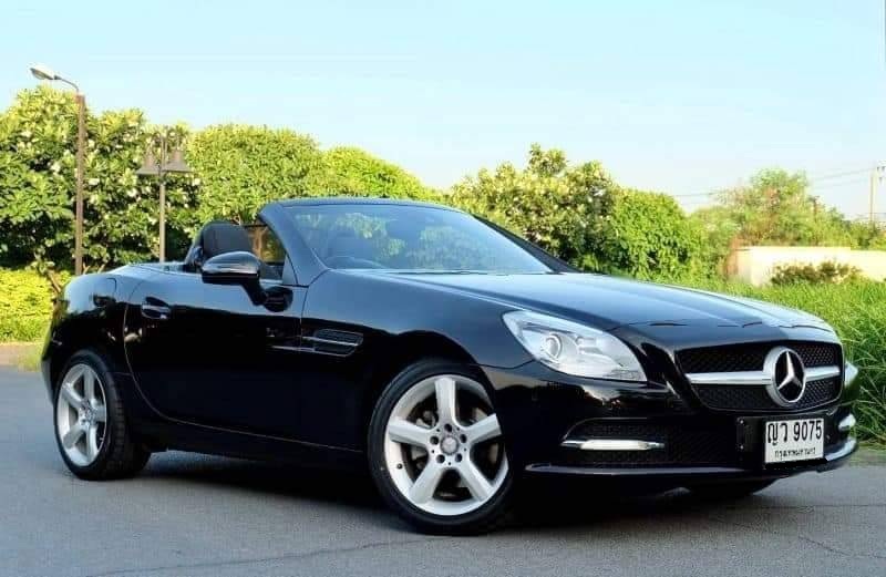 Benz SLK200 R172 ปี 2011