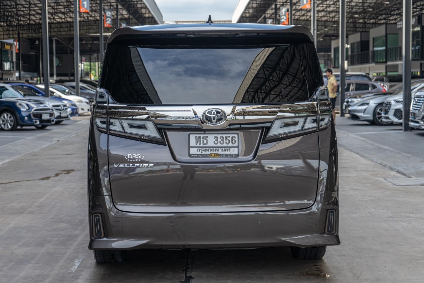 Toyota Velfire 2.5 ZG ปี 2020