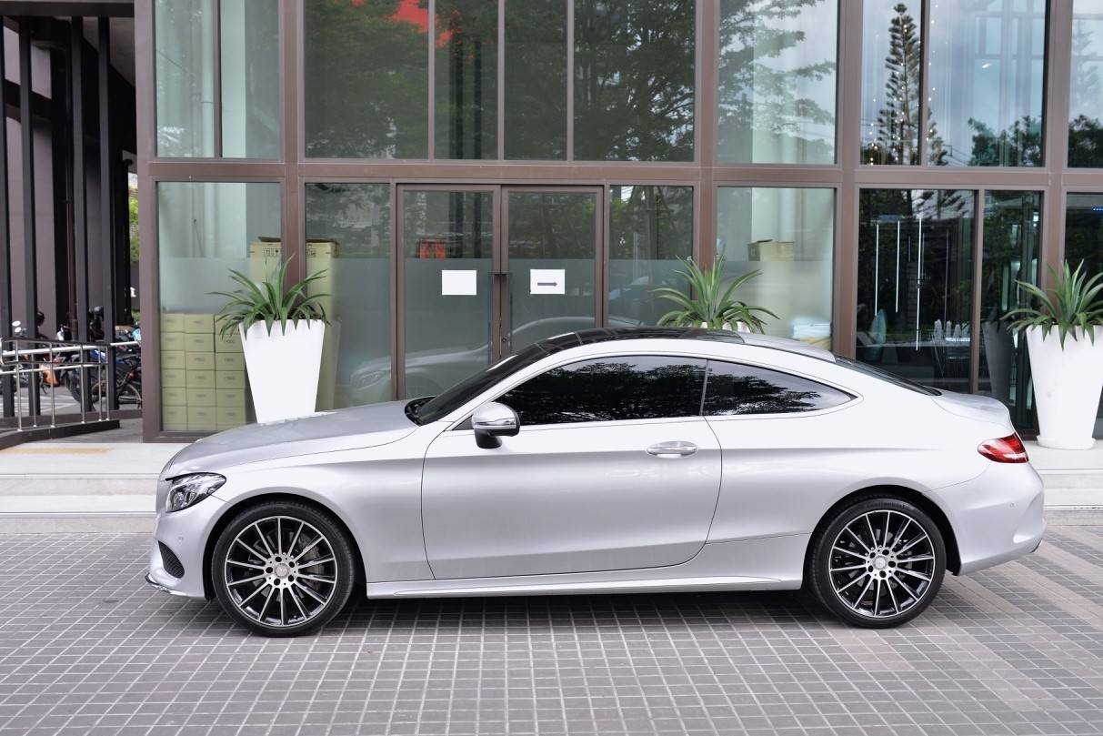 Mercedes-Benz C250 AMG Dynamic Coupe ปี 2017