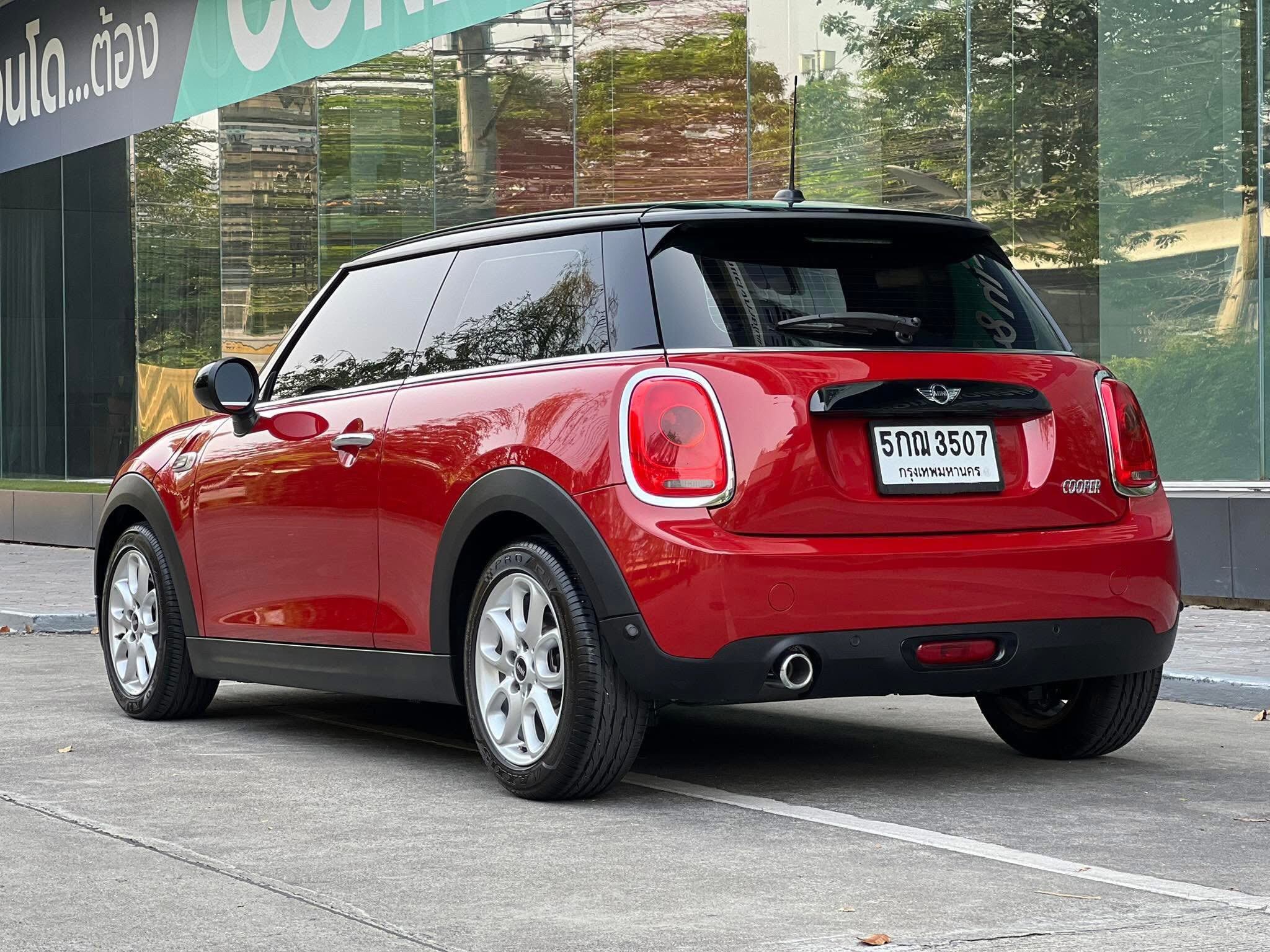 MINI F56 Cooper ปี 2016