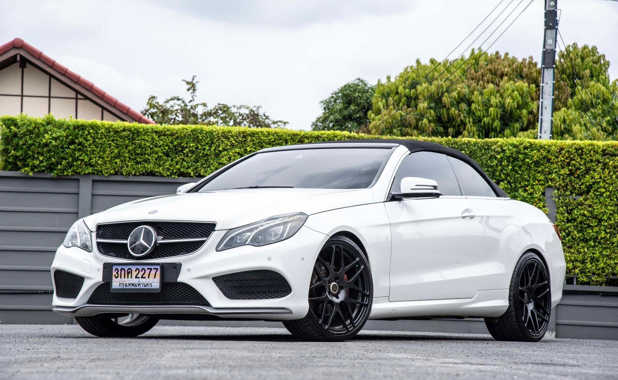 Mercedes-Benz E200 CGI Cabriolet AMG Dynamic ปี 2013