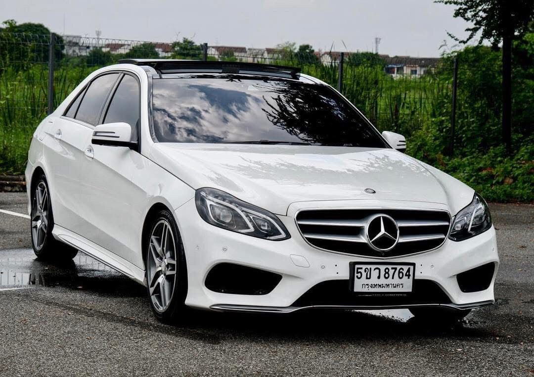 Benz W212 E300 Bluetec Hybrid AMG Package ปี 2015