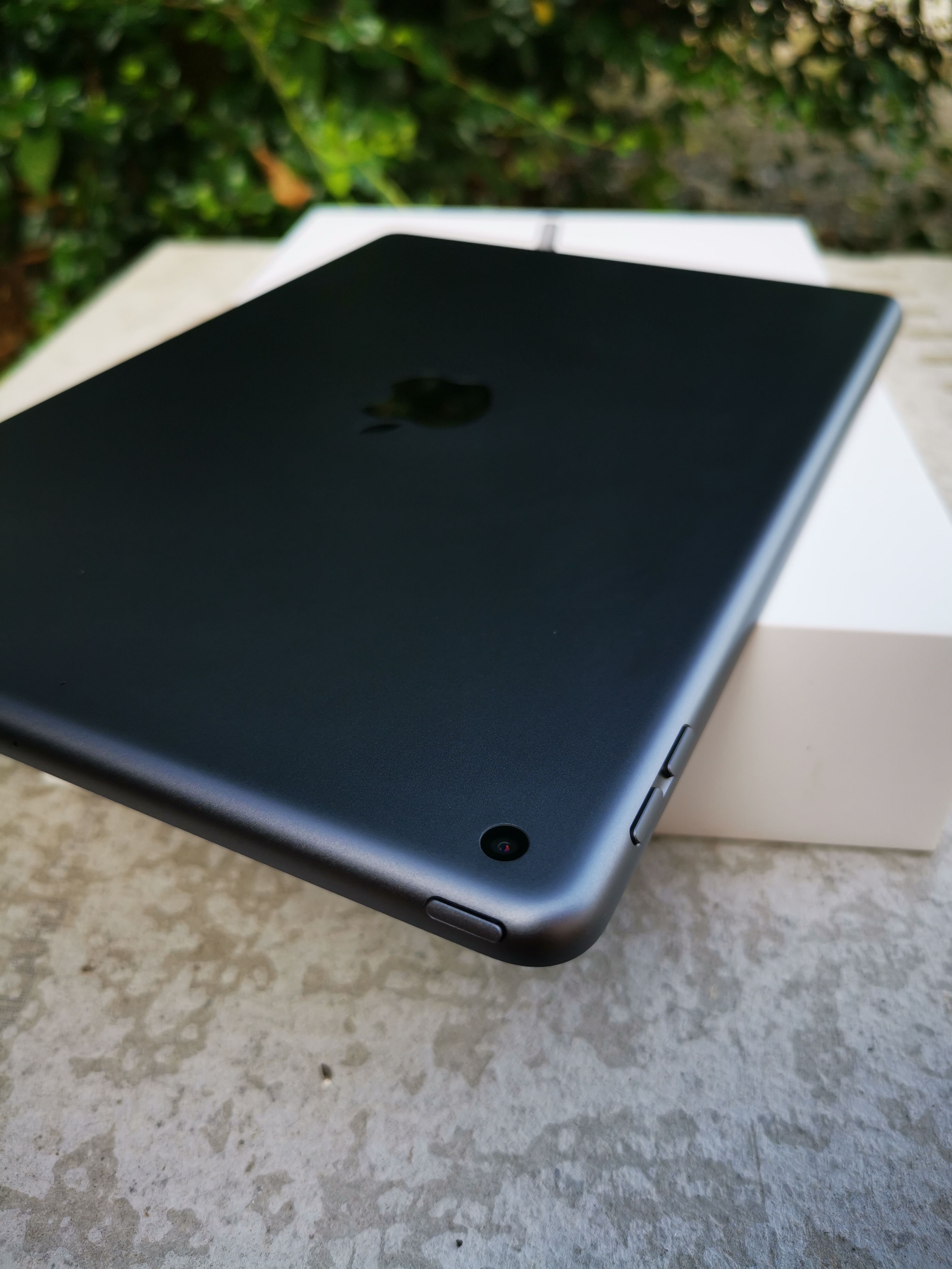 Apple iPad (8th Gen) 2020 WI-FI 32GB (GRAY)