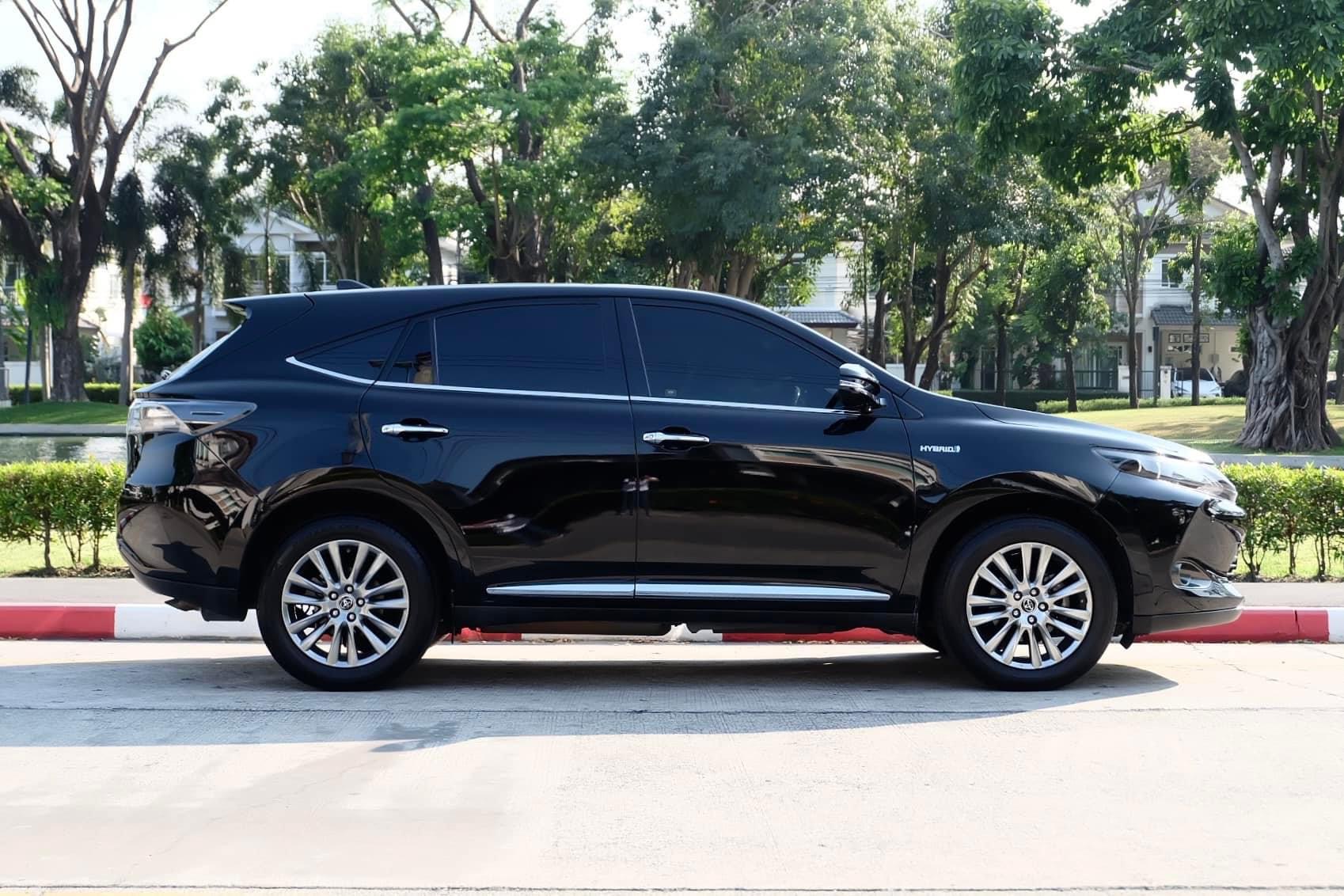 Toyota Harrier 2.5 Hybrid Premium ปี 2014