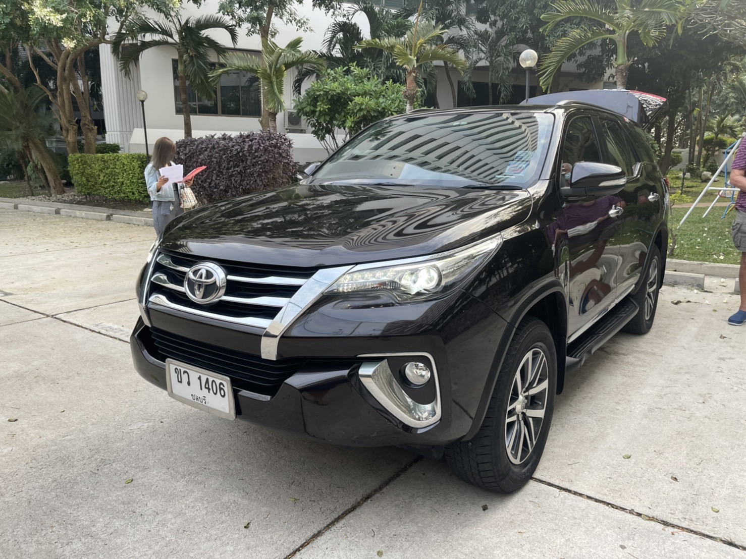 Toyota Fortuner 2.8 ขับ 4 ปี 2015